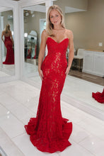 Load image into Gallery viewer, Charming Mermaid Sweetheart Red Lace Long Prom Dress with Train