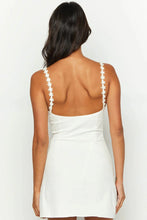 Load image into Gallery viewer, Chic Sheath Spaghetti Straps Yellow Satin Short Homecoming Dress with Appliques