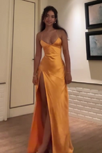 Load image into Gallery viewer, Simple Sheath Spaghetti Straps Green Long Party Dress with Split Front