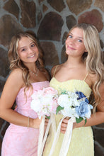 Load image into Gallery viewer, Cute Sheath Strapless Light Pink Short Homecoming Dress with Sequins
