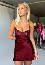 Load image into Gallery viewer, Cute Sheath Spaghetti Straps Purple Short Homecoming Dress with Beading
