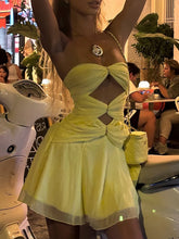 Load image into Gallery viewer, Fashionable A Line Sweetheart Yellow Short Homecoming Dress with Keyhole