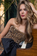 Load image into Gallery viewer, Luxurious Sheath Sweetheart Brown Leopard Print Short Homecoming Dress with Beading