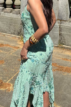 Load image into Gallery viewer, Glamorous Sheath Spaghetti Straps Light Green Tea Length Party Dress with Beading