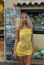 Load image into Gallery viewer, Glamorous Yellow Mini Homecoming Dress with Floral Beaded Embellishment and Fringe Trim Hem