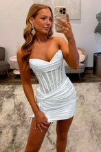 Load image into Gallery viewer, Sparkly Bodycon Sweetheart Yellow Corset Homecoming Dress with Beading