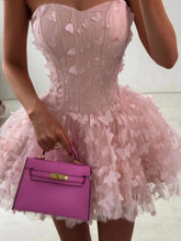 Load image into Gallery viewer, Gorgeous A Line Sweetheart Pink Short Homecoming Dress with Appliques