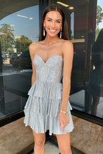 Load image into Gallery viewer, Sparkly Goegeous Sweetheart Short A-Line Tiered Beaded Homecoming Dress