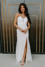 Load image into Gallery viewer, Gorgeous Mermaid Sweetheart White Lace Long Prom Dress with Beading Pearls
