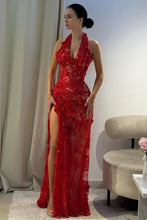 Load image into Gallery viewer, Luxurious Mermaid Halter Neck Green Long Prom Dress with Appliques Split Front