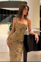 Load image into Gallery viewer, Luxurious Mermaid Spaghetti Straps Green Long Prom Dress with Lace Appliques