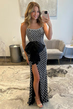 Load image into Gallery viewer, Luxurious Mermaid Spaghetti Straps Black Long Prom Dress with Pearls Bowknot