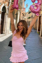 Load image into Gallery viewer, New Sheath Sweetheart Red Satin Short Homecoming Dress with Ruffles