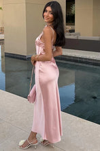 Load image into Gallery viewer, Chic Sheath Spaghetti Straps Pink Long Party Dress with Keyhole