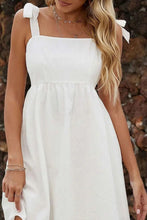 Load image into Gallery viewer, White A-Line Shoulder Tie Straps Mini Graduation Dress