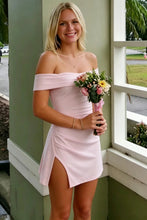 Load image into Gallery viewer, Stunning A Line Off the Shoulder Light Pink Short Homecoming Dress with Ruched
