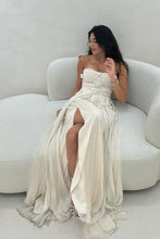 Load image into Gallery viewer, Pretty A Line Sweetheart Light Yellow Long Party Dress with Flowers Ruffles