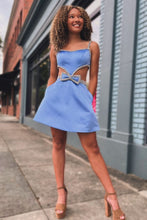 Load image into Gallery viewer, Pretty A-Line Spaghetti Straps Short Homecoming Dress With Bowknot and Beading