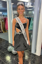 Load image into Gallery viewer, Pretty A-Line Spaghetti Straps Short Homecoming Dress With Bowknot and Beading