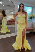 Load image into Gallery viewer, Pretty Mermaid Sweetheart Yellow Long Prom Dress with Bowknot Back