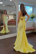 Load image into Gallery viewer, Pretty Mermaid Sweetheart Yellow Long Prom Dress with Bowknot Back