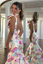 Load image into Gallery viewer, Romantic Bloom Mermaid V Neck Yellow Prom Dress with Bow Shoulders & Open Back
