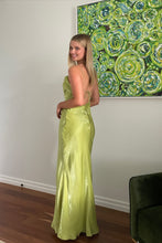 Load image into Gallery viewer, Simple Sheath Spaghetti Straps Light Green Long Party Dress with Backless