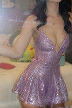 Load image into Gallery viewer, Sparkly A Line Spaghetti Straps Lilac Sequins Short Homecoming Dress
