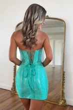 Load image into Gallery viewer, Sparkly Bodycon Sweetheart Light Green Short Homecoming Dress with Beading