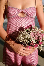 Load image into Gallery viewer, Sparkly A Line Spaghetti Straps Gold Sequins Short Homecoming Dress with Keyhole