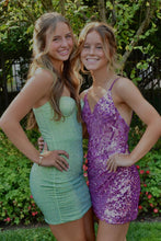 Load image into Gallery viewer, Sparkly Bodycon Sweetheart Ivory Short Homecoming Dress with Beading