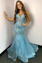Load image into Gallery viewer, Stunning Light Blue Mermaid Spaghetti Straps Long Prom Dress with Appliques