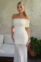 Load image into Gallery viewer, Stunning Mermaid Off the Shoulder Black Long Party Dress with Ruched