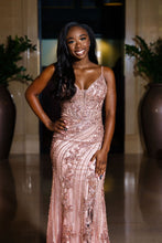 Load image into Gallery viewer, Stunning Mermaid Spaghetti Straps Pink Long Prom Dress with Appliques Beading