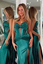 Load image into Gallery viewer, Stunning Mermaid Sweetheart Dark Green Corset Prom Dress with Beading