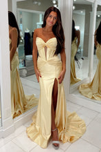 Load image into Gallery viewer, Stunning Mermaid Sweetheart Dark Green Corset Prom Dress with Beading
