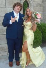 Load image into Gallery viewer, Stunning Mermaid Sweetheart Yellow Long Prom Dress with Beading