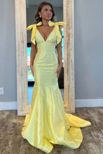 Load image into Gallery viewer, Stunning Yellow Mermaid V-Neck Long Beaded Prom Dress With Bowknot
