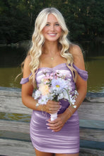 Load image into Gallery viewer, Stylish Sheath Off the Shoulder Pink Short Homecoming Dress with Ruched
