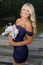 Load image into Gallery viewer, Stylish Sheath Off the Shoulder Pink Short Homecoming Dress with Ruched