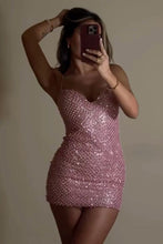 Load image into Gallery viewer, Stunning Sheath Spaghetti Straps Gold Sequins Short Homecoming Dress