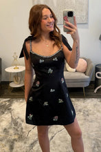 Load image into Gallery viewer, Stylish A Line Spaghetti Straps White Satin Short Homecoming Dress with Beading Embroidery