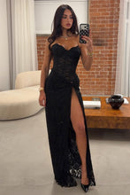 Load image into Gallery viewer, Stylish Mermaid Sweetheart Black Lace Long Party Dress with Split Front