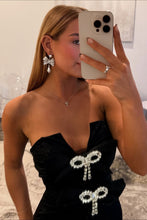 Load image into Gallery viewer, Stylish Mermaid Sweetheart Hot Pink Long Prom Dress with Bowknot