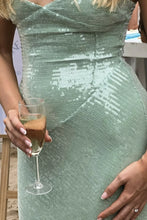 Load image into Gallery viewer, Stylish Sheath Spaghetti Straps Light Green Sequins Long Prom Dress