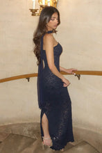 Load image into Gallery viewer, Chic Sheath Strapless Navy Blue Lace Party Dress with Scarf Slit