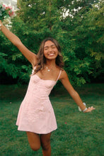 Load image into Gallery viewer, Stylish A Line Spaghetti Straps White Short Homecoming Dress with Appliques