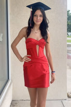 Load image into Gallery viewer, Stylish Turquoise Satin Sweetheart Tight Short Homecoming Dress