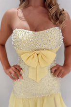 Load image into Gallery viewer, Sweety Sheath Sweetheart Pink Homecoming Dress with Pearls Bowknot