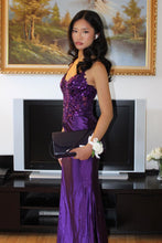 Load image into Gallery viewer, Chic Mermaid Spaghetti Straps Purple Corset Prom Dress with Appliques